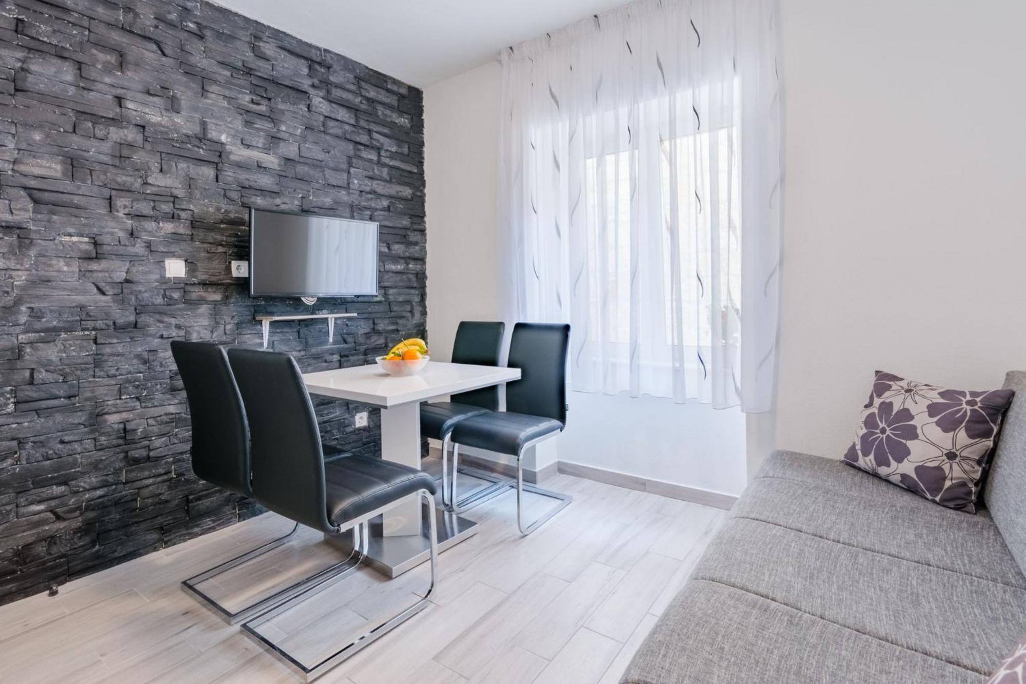 Riva Apartments Villa Thalia - Milna, Brac Milna  Extérieur photo